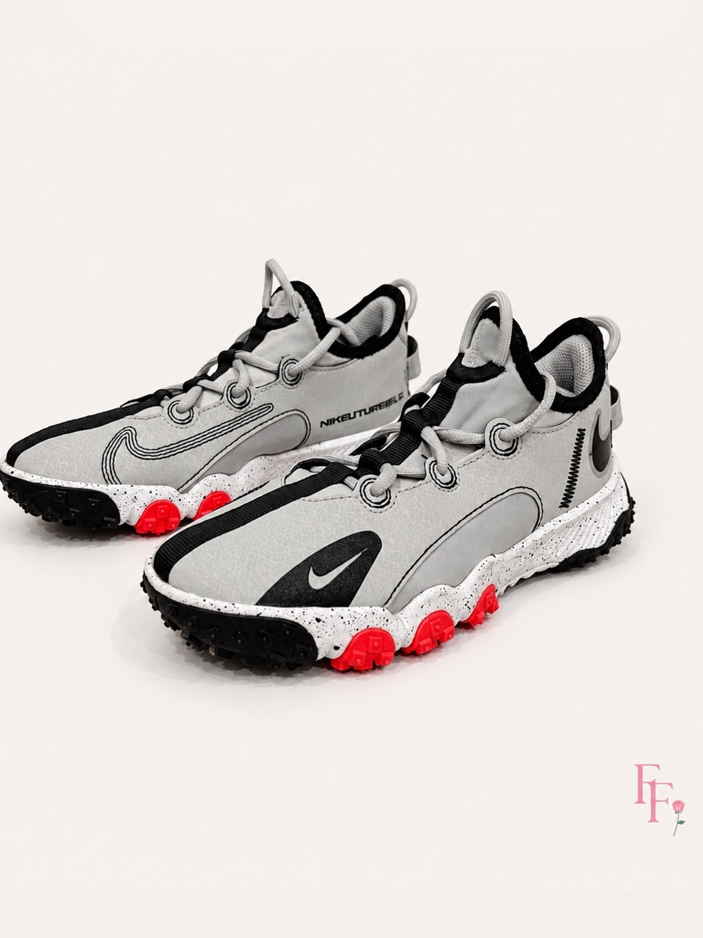 Nike Future Field Turf Cleats Light Smoke Grey Bright Crimson Kids 2.5Y
